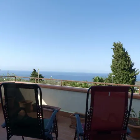Апарт-отель Terrazza Al Golden Hill *