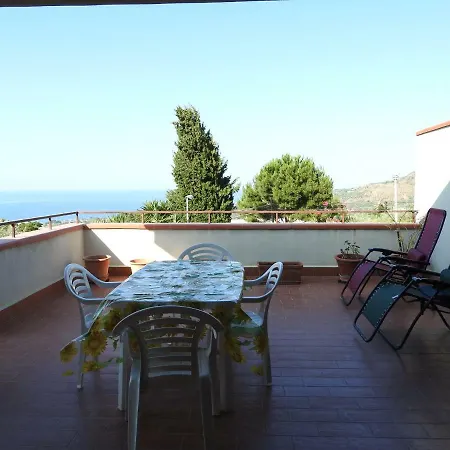Апарт-отель Terrazza Al Golden Hill *