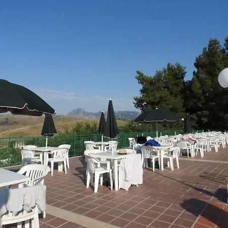 Terrazza Al Golden Hill *